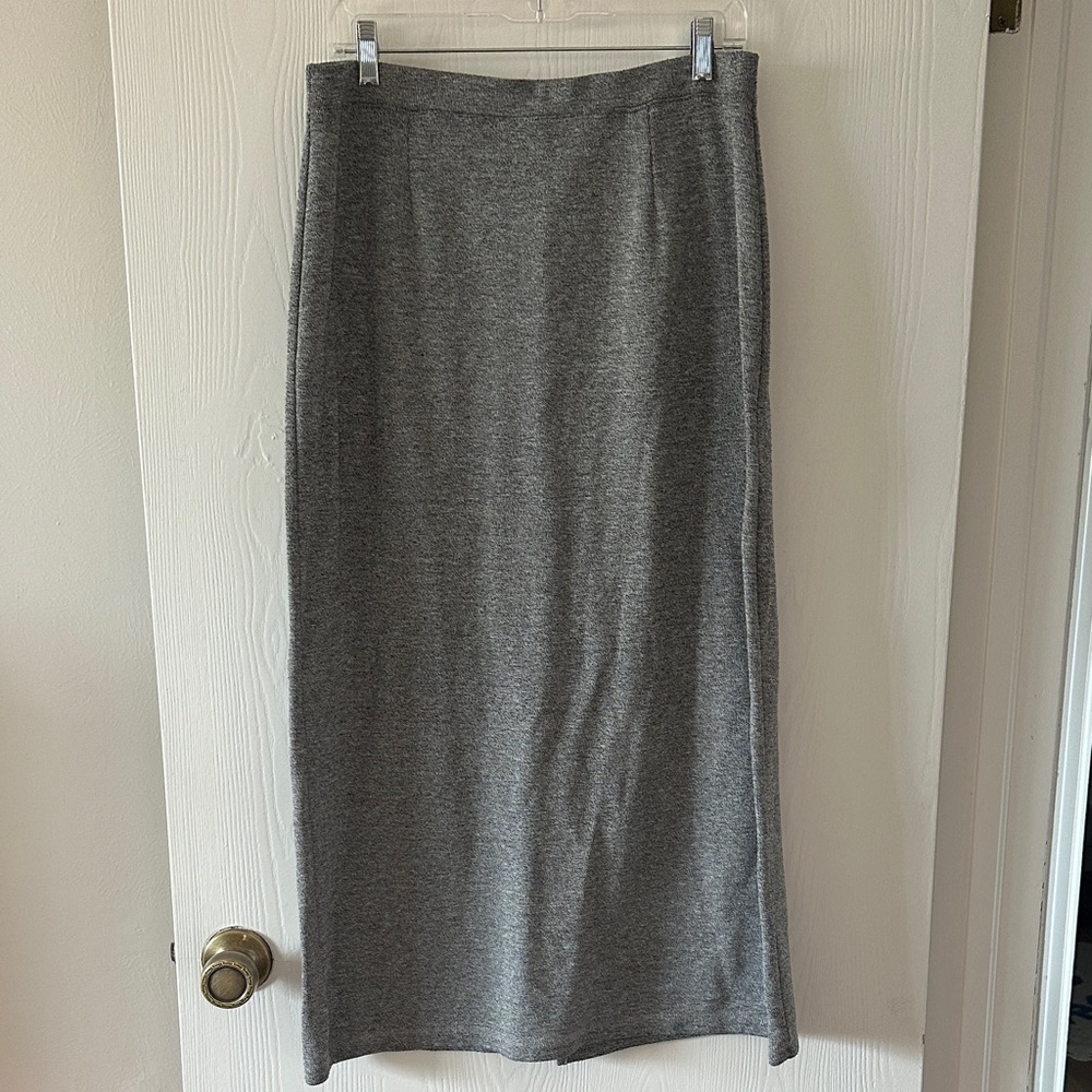 Liz Claiborne Gray Midi Knit Skirt